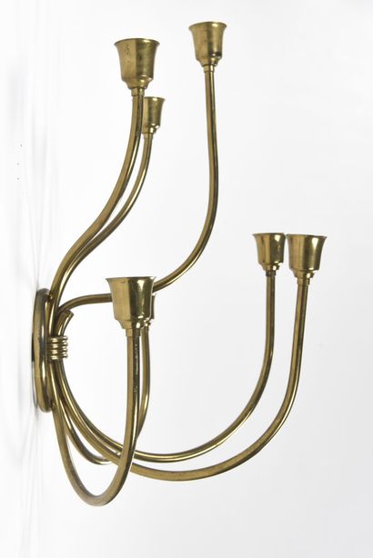 null MAISON LUNEL

Large sconce bouquet with seven arms of light in gilded brass.

Circa...