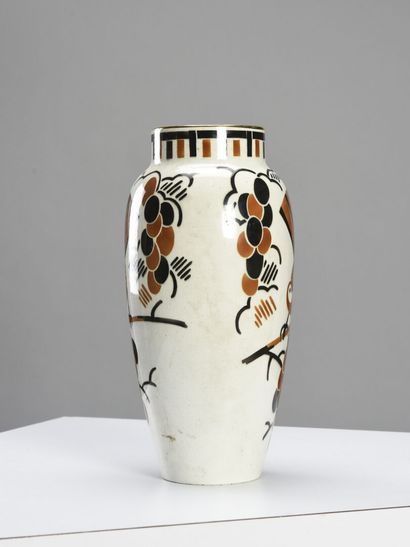 null Manufacture KELLER AND GUERIN in LUNEVILLE



Vase Ceylan out of polychrome...