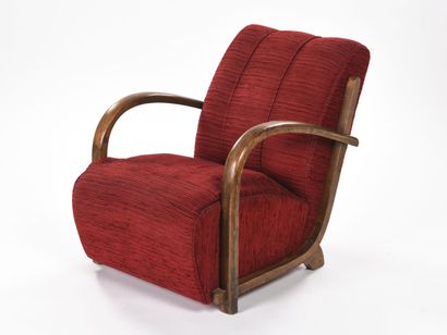 null TRAVAIL 1940

Paire de fauteuils à accotoirs courbés en hêtre teinté chêne foncé...