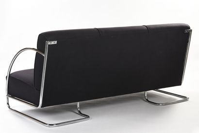 null NETHERTON 

Sofa four seats with chromed tubular structure with armrests forming...