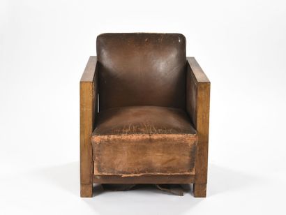 null ART DECO WORK

Club armchair with dark stained wood armrests with seat and back...