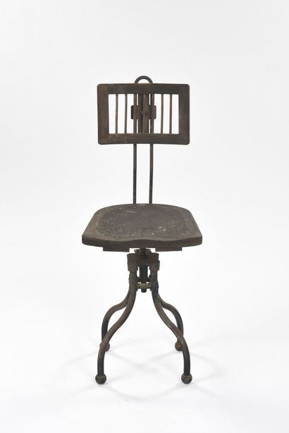 null Henri LIBER (1890-1970)

Chair called Dactylo swivel variant of model M42 Rebil...