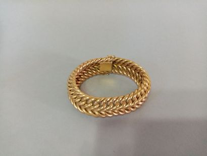 null Yellow gold bracelet 

Weight : 51 grams