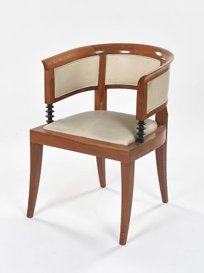 null Léon KRIER (Né en 1946) 

Paire de fauteuils gondoles modèle Sella Magna à structure...