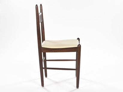 null Vestervig ERIKSEN (XX-XXI ème)

Rare suite de quatre chaises à structure en...