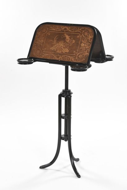 null Michaël THONET (1796 - 1871)

Rare double music stand model N°11862 in black...