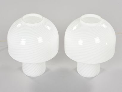 null TRAVAIL MURANO

Grande paire de lampes entièrement en verre soufflé à la main...