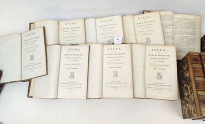 null LAHARPE. Lycée ou Cours de Littérature. 12 volumes in-8, demi-reliures du temps...