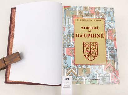 null [DAUPHINÉ]. RIVOIRE DE LA BATIE. Armorial du Dauphiné. Réimpressions de l'édition...