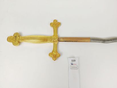 null [Franc-Maçonnerie]. Épée flamboyante à décor maçonnique sur le pommeau