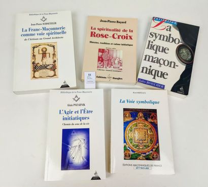 null [Franc-Maçonnerie]. 4 volumes :

BOUCHER Jules. La Symbolique Maçonnique.

POZARNIK...