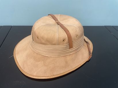 Chapeau colonial
