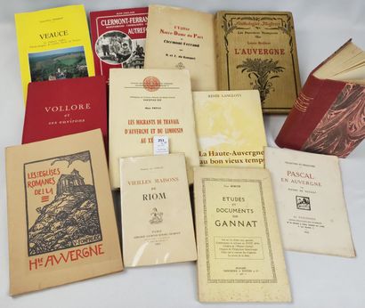 null [Auvergne]. 11 volumes :

FROISSART. Batailles et brigandages en Auvergne et...