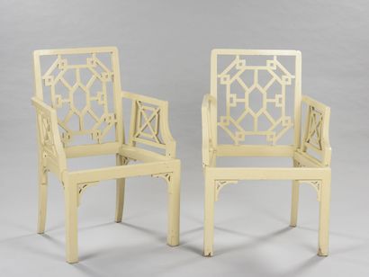 null WORK In the Chinese spirit



Pair of armchairs with a creamy white lacquered...