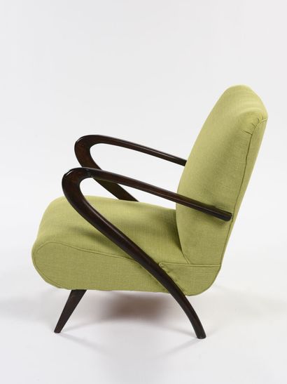 null Guglielmo ULRICH (1904-1977)

Pair of armchairs with two moving back legs forming...