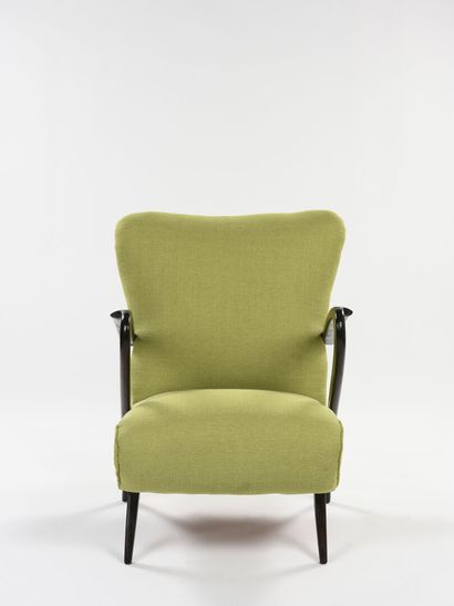 null Guglielmo ULRICH (1904-1977)

Pair of armchairs with two moving back legs forming...