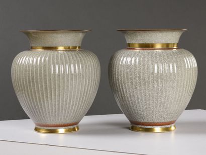 null Thorkild OLSEN (1890-1973) for Royal Copenhagen



Pair of swollen vases with...
