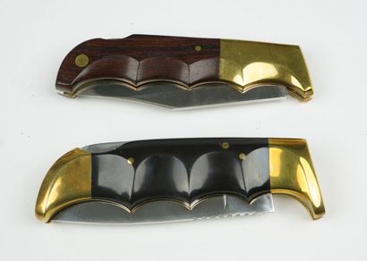 null Deux couteaux pliants KERSHAW, fabriqué par KAI au Japon : 



Un couteau 1050,...