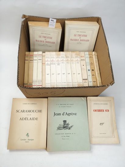 null [Littérature]. 21 volumes brochés, certains en première édition, dont : Le Théâtre...