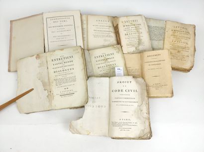 null Un ensemble de 8 volumes du XVIIIe ou du début du XIXe siècle, sous couverture...