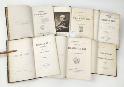 null 6 volumes XIXe ou début XXe:

RIFF Eugène-Alphonse. Histoire de l'ex-corps d'État-Major....