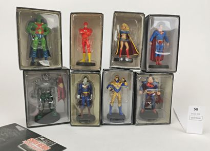 null FIGURINES DC Comics en plomb, peintes à la main, dans leur boite et avec le...