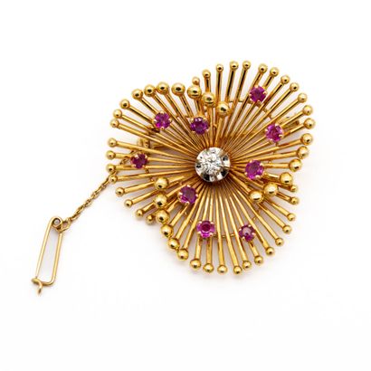 Brooch in 18 K (750) yellow gold, representing...