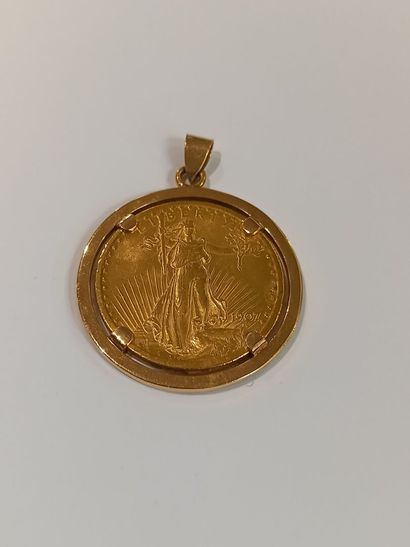 null Pièce en or jaune de 20 dollars de 1907 monture en or pds 43, 76 gr