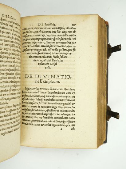 null (ésotérisme) PEUCER (Gaspar) : Commentarius de praecipuis divinationum generibus,...
