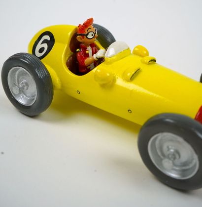 null PIXI - FRANQUIN. Spirou in his racing car N°6. Ref : 4782



Limited edition....