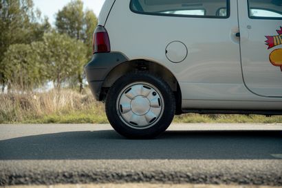 null 1998 - Renault Twingo « Corneille »



Titre de circulation français 

Châssis...