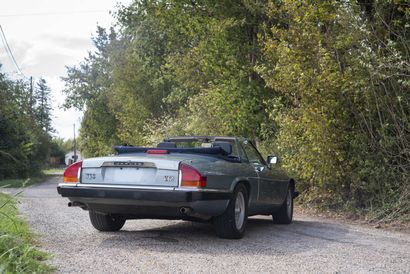 null 1990 - Jaguar XJ-S V12 Cabriolet



Titre de circulation américain / Attestation...