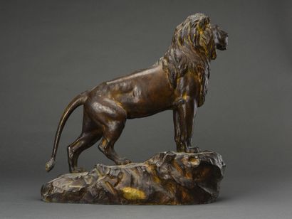 null Hippolyte PEYROL (1856-1929)
Lion en majesté, 
Importante épreuve en bronze,...
