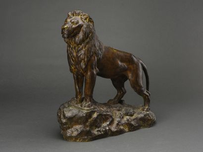 null Hippolyte PEYROL (1856-1929)
Lion en majesté, 
Importante épreuve en bronze,...