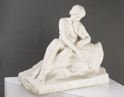 null Leopold Bernard BERNSTAMM (1859-1939)
Léda et le cygne
Sculpture en plâtre patiné...