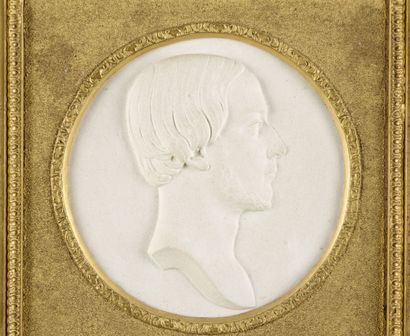 null Raymond GAYRARD (1777-1858)
Portrait en buste d'Henri V comte de Chambord
Plaque...