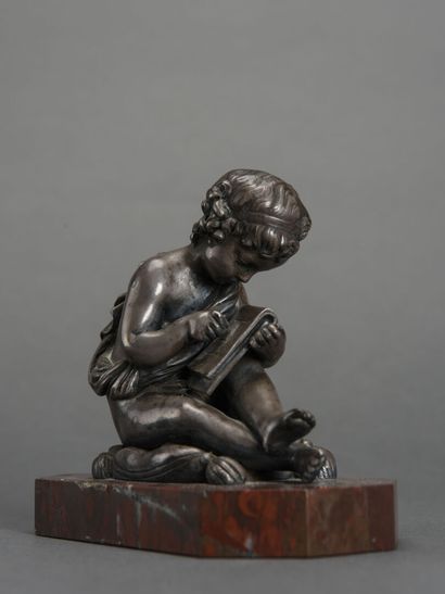 null Charles Gabriel SAUVAGE dit LEMIRE (1741-1827)
Cherubin écrivant, sujet en bronze...