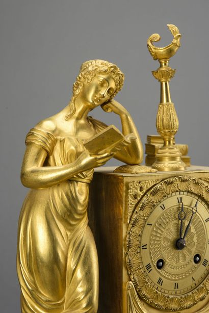 null Clock in chased and gilded bonze, decorated with an allegory of the liberal...