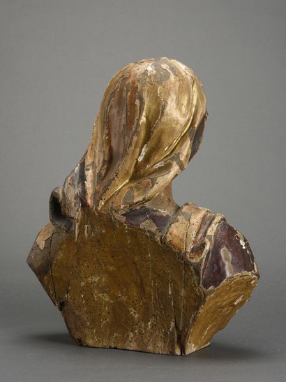 null Buste de Sainte Femme, en bois polychrome sculpté et doré 
Travail italien 19ème...