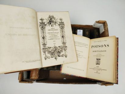null 13 volumes reliés du XIXe siècle (accidents) dont les Misérables par Victor...