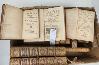 null Un ensemble de 17 volumes du XVIIIe siècle, complets ou incomplets (accidents),...