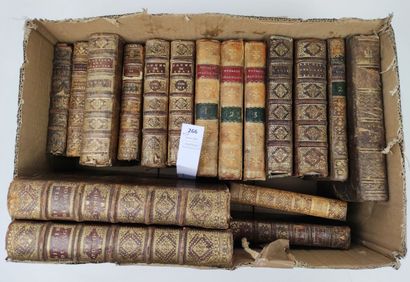 Un ensemble de 17 volumes du XVIIIe siècle,...