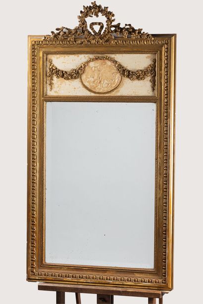 null Trumeau in wood and gilded stucco Louis XVI style. 
Napoleon III period.
138...