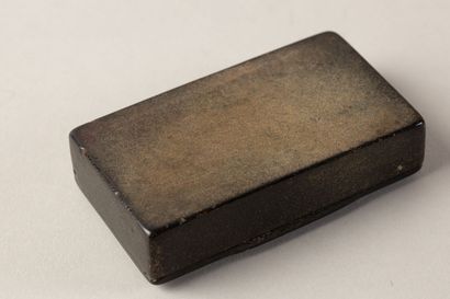 null Rectangular snuffbox in reconstituted wood decorated with a fixed under glass...