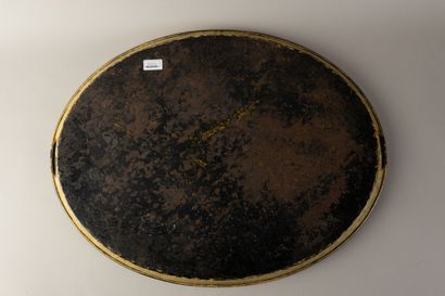 null Oval tray in yellow lacquered sheet metal, decorated with images of German cities:...