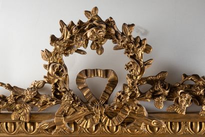 null Trumeau en bois et stuc doré style Louis XVI. 
Epoque Napoléon III.
138 x 74...