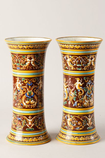 null MANUFACTURE OF GIEN 
Pair of earthenware vases decorated with grotesques on...