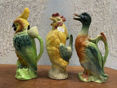 null SAINT CLEMENT
Trois cruches zoomorphes: peroquet, canard et coq