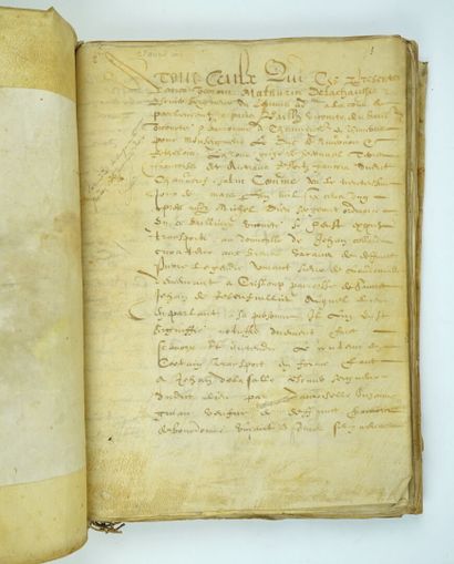 null Important manuscrit.

Mémoire royal relatif à des acquisitions foncières appartenant...
