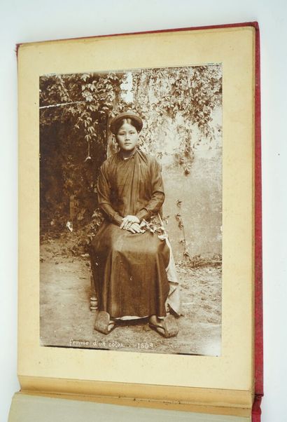 null [Photographs] A set of 6 collections of photographs of TONKIN, circa 1880:

6...
